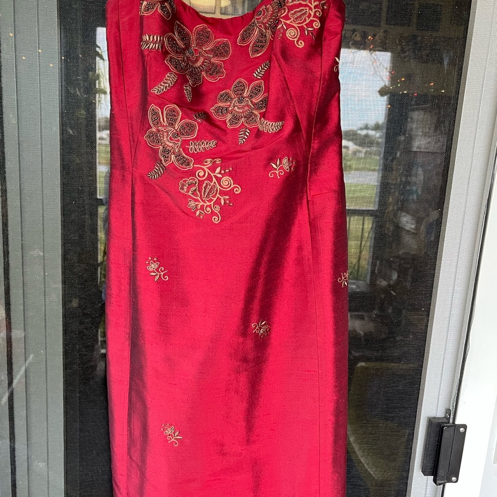 Size 6 100%SILK lined Beaded cranberry dress from Ann Taylor